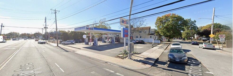 1214 Grand Ave, Baldwin, NY à louer - Photo principale - Image 1 de 1