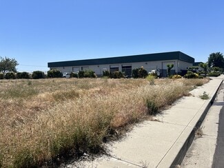More details for 301 Kiernan Ave, Modesto, CA - Land for Sale