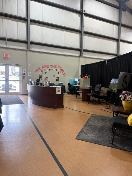 4728 New Allen Rd, Memphis, TN for sale - Lobby - Image 2 of 4