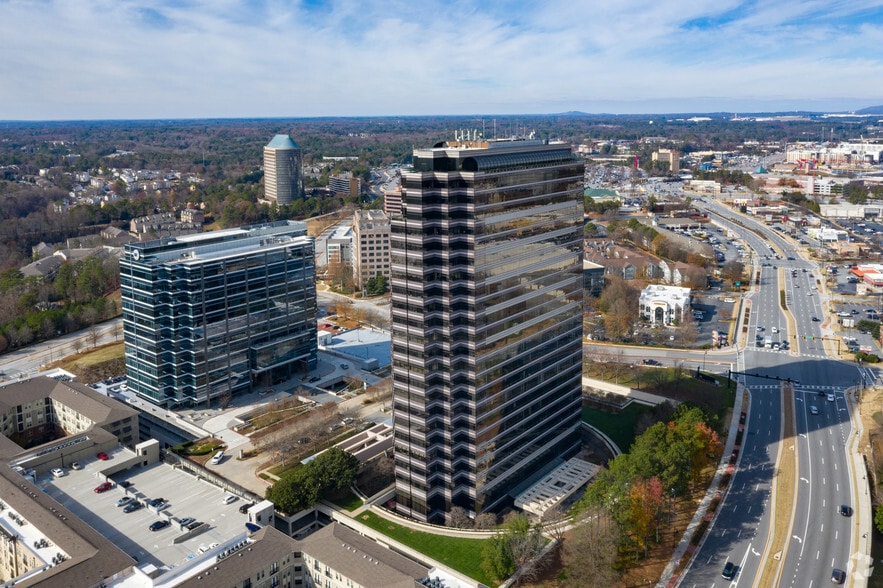 3350 Riverwood Pkwy SE, Atlanta, GA à louer - Aérien - Image 2 de 10