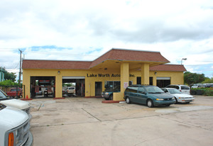 Lake Worth Autotec - Propriété automobile