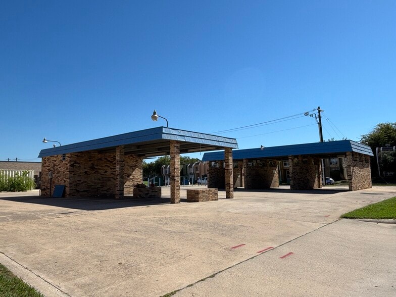 521 Alegre Vista Dr, Denton, TX for sale - Building Photo - Image 2 of 7