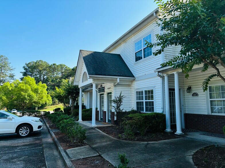 965 Piedmont Rd NE, Marietta, GA à louer - Photo du bâtiment - Image 3 de 33