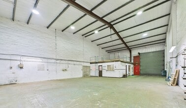 Greenbank Cres, Aberdeen for lease Interior Photo- Image 1 of 1