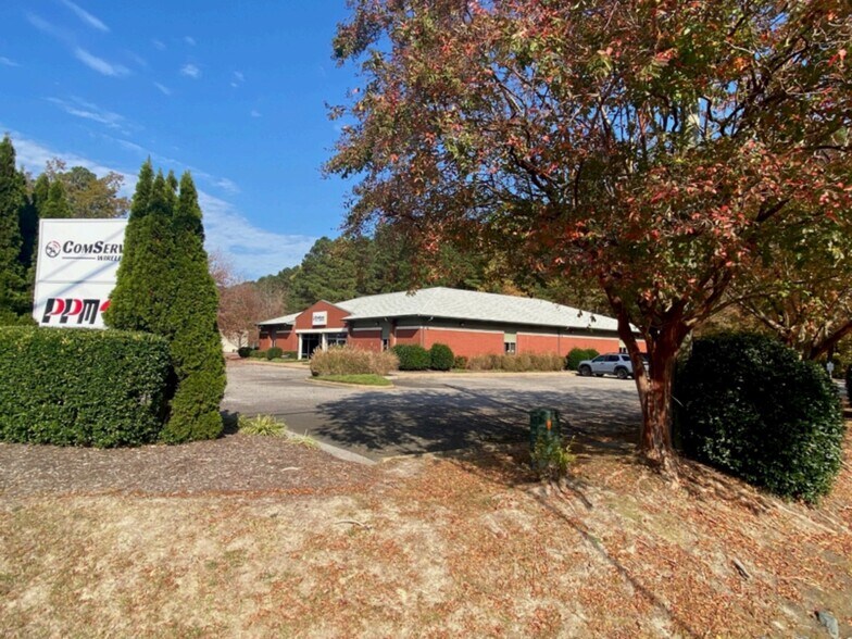 100 N Constitution Dr, Yorktown, VA à vendre - Photo du bâtiment - Image 3 de 14