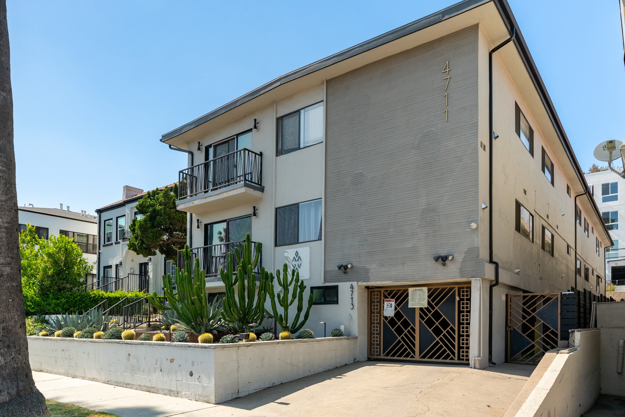 4711 Beverly Blvd, Los Angeles, CA for sale Primary Photo- Image 1 of 21