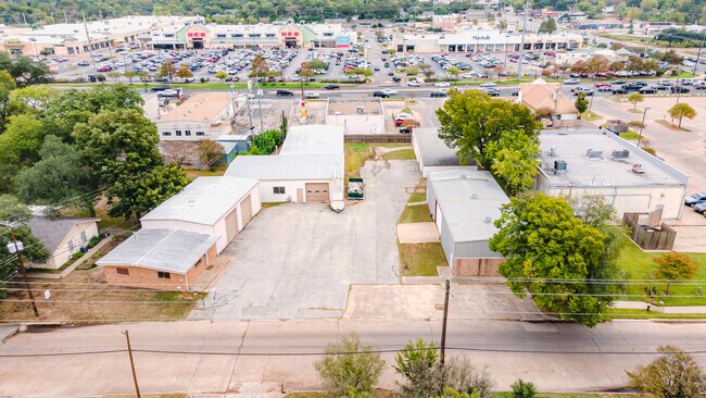 More details for 807 Dellwood St, Bryan, TX - Industrial for Lease