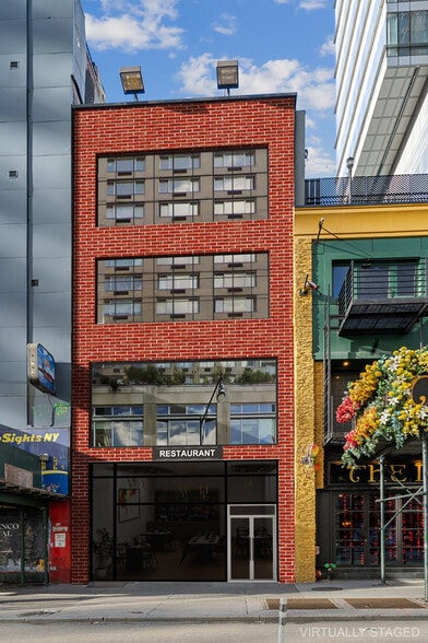 781 Eighth Ave, New York, NY à vendre - Photo du bâtiment - Image 1 de 2