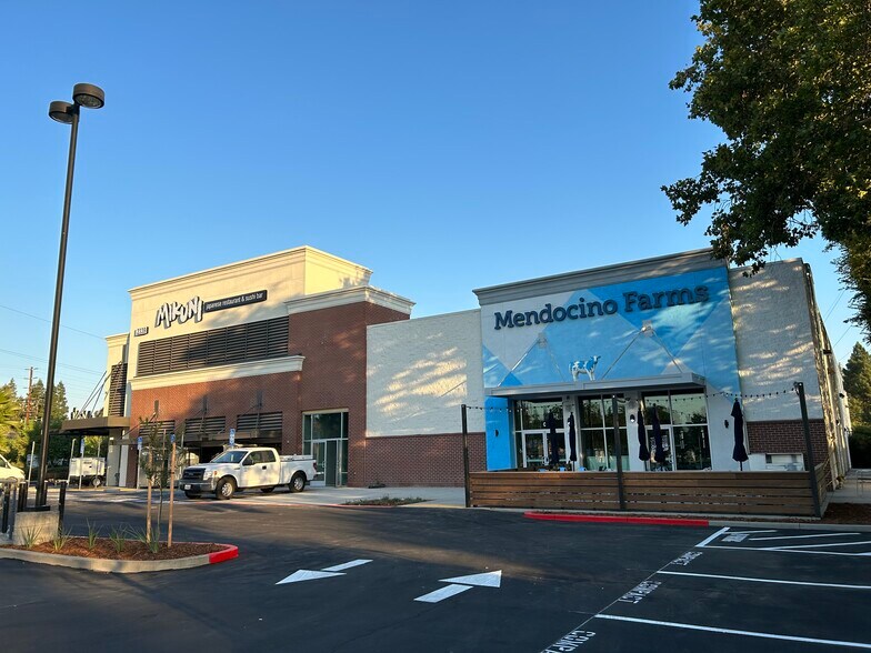 2339 Fair Oaks Blvd, Sacramento, CA for lease - Building Photo - Image 1 of 10