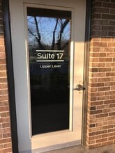 4 Terry Dr, Newtown, PA for lease Interior Photo- Image 2 of 7