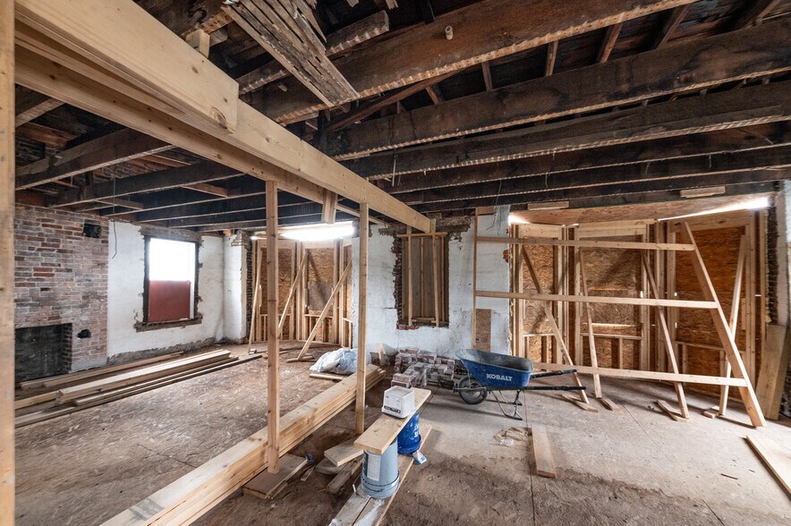 1 Bruce St, Clarksburg, WV à vendre - Photo du bâtiment - Image 2 de 16