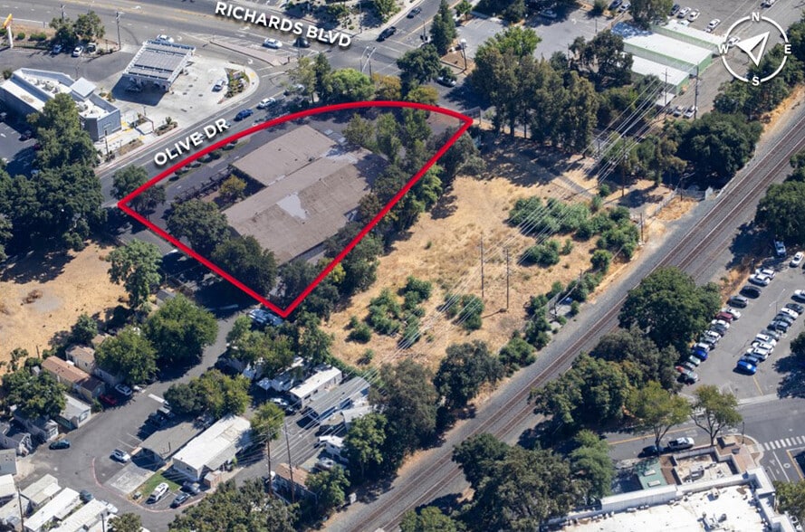 1015 Olive Dr, Davis, CA for lease - Aerial - Image 3 of 5