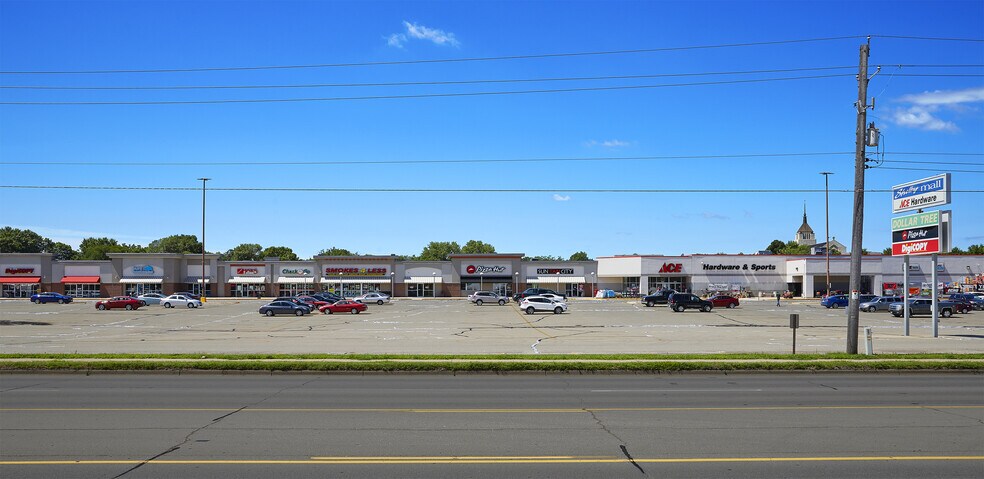 4300 Mormon Coulee Rd, La Crosse, WI à louer - Photo du bâtiment - Image 2 de 3