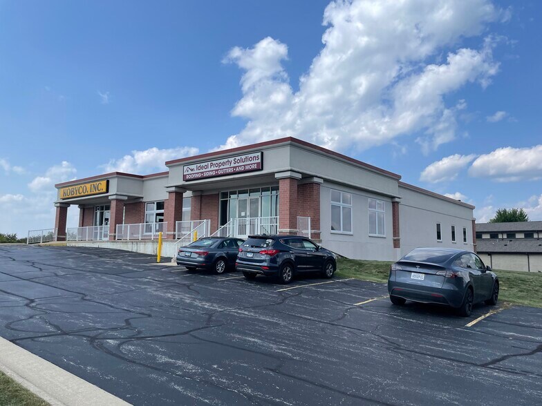 4131-4133 N Perryville Rd, Loves Park, IL for lease - Building Photo - Image 2 of 16