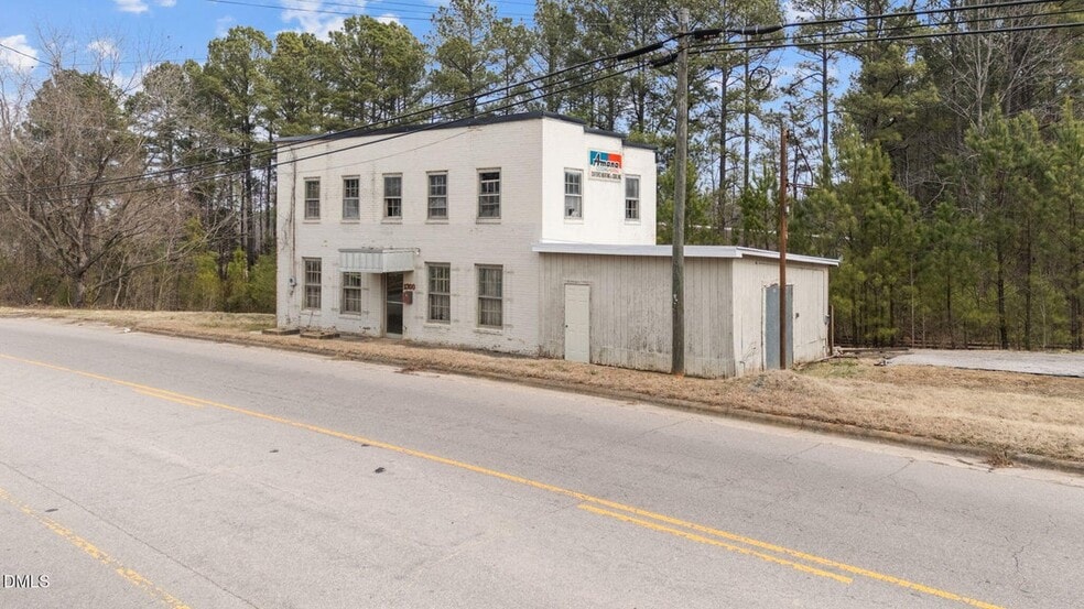 1300 College St, Oxford, NC for sale - Primary Photo - Image 1 of 25