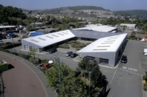 Maritime Industrial Estate, Pontypridd à louer - Photo du bâtiment - Image 2 de 8