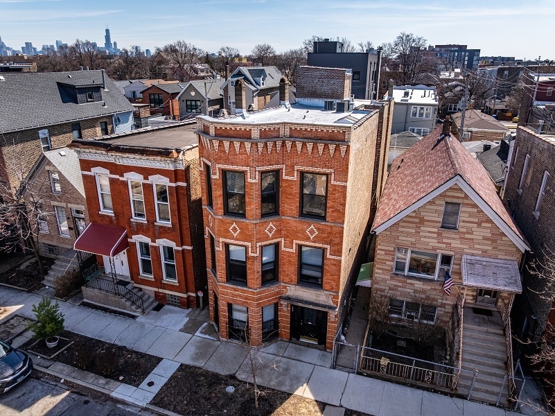 2341 W Charleston St, Chicago, IL for sale Primary Photo- Image 1 of 2
