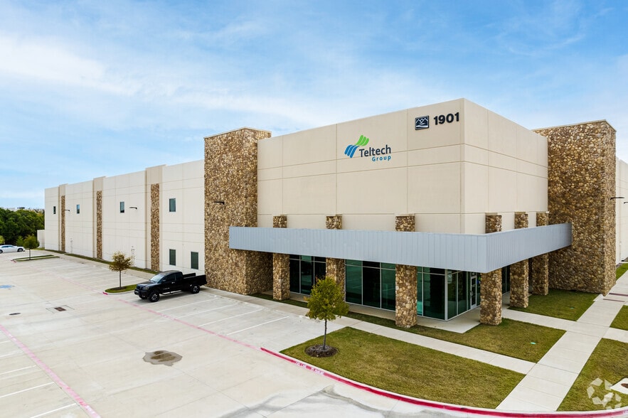 1901 Lakeside Pky, Flower Mound, TX for lease - Building Photo - Image 3 of 8