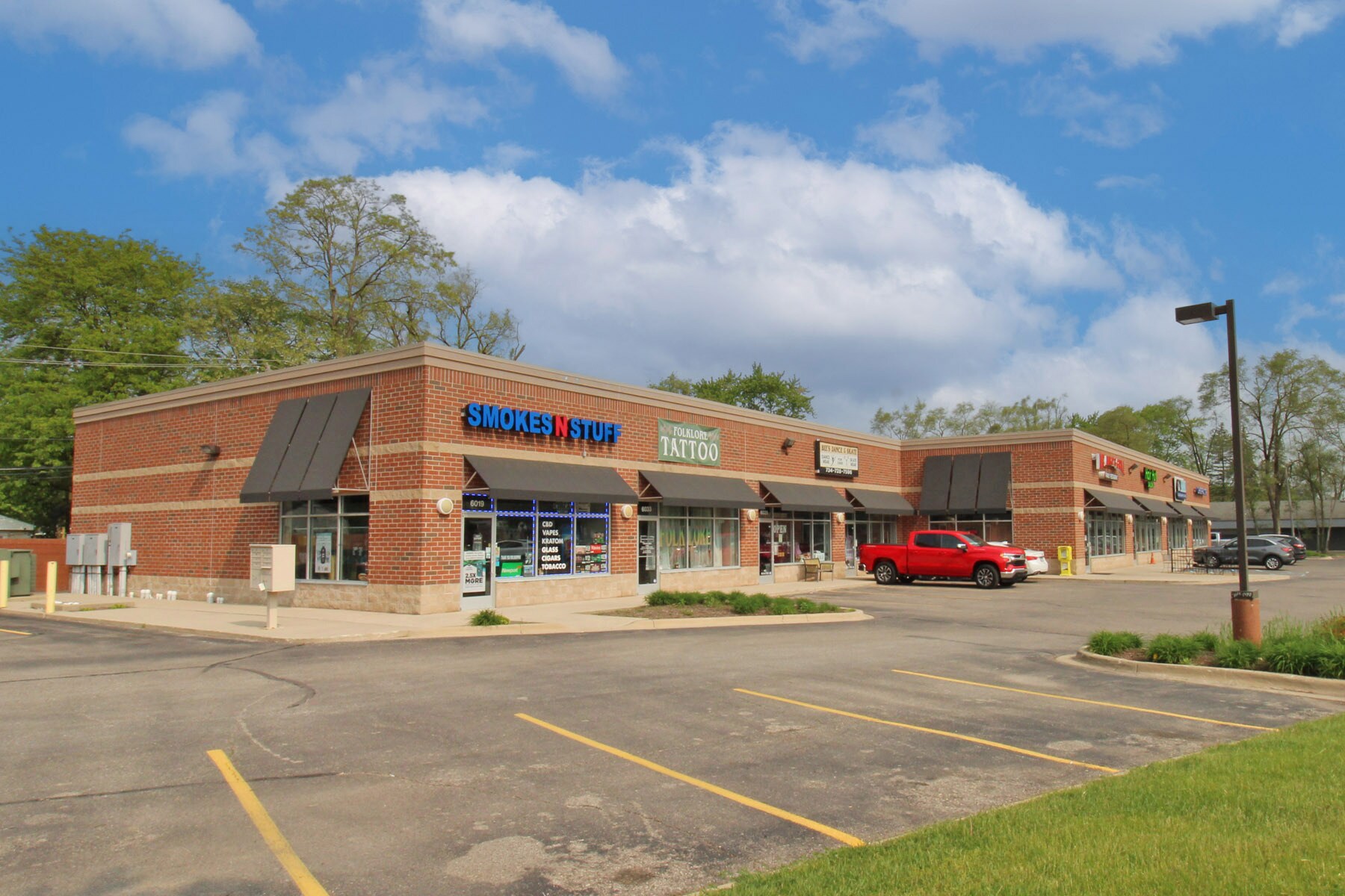 6005-6095 N Wayne Rd, Westland, MI for lease Primary Photo- Image 1 of 3