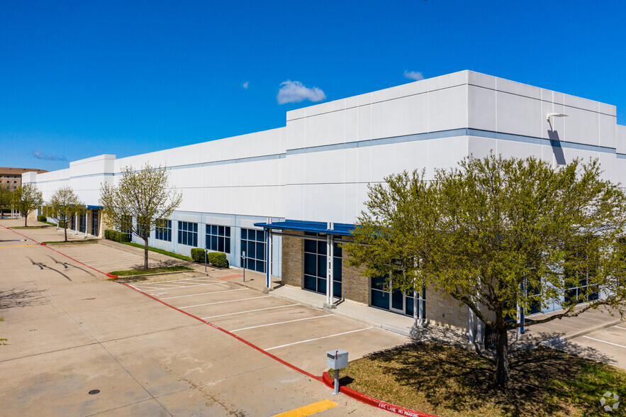 8325 Tuscany Way, Austin, TX for lease - Building Photo - Image 1 of 7