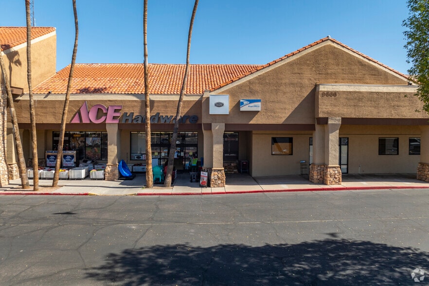 9666 E Riggs Rd, Sun Lakes, AZ à louer - Photo du bâtiment - Image 3 de 10