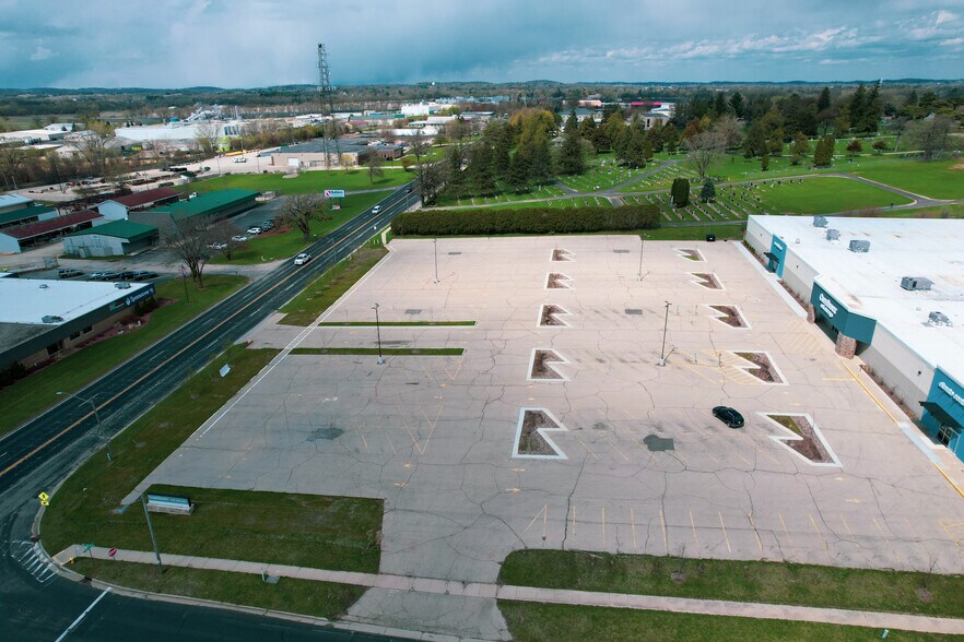 Lot 1 Janesville ave, Fort Atkinson, WI à vendre - Aérien - Image 1 de 14