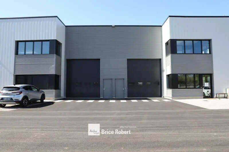 Flex in Pierre-Bénite for sale Building Photo- Image 1 of 6