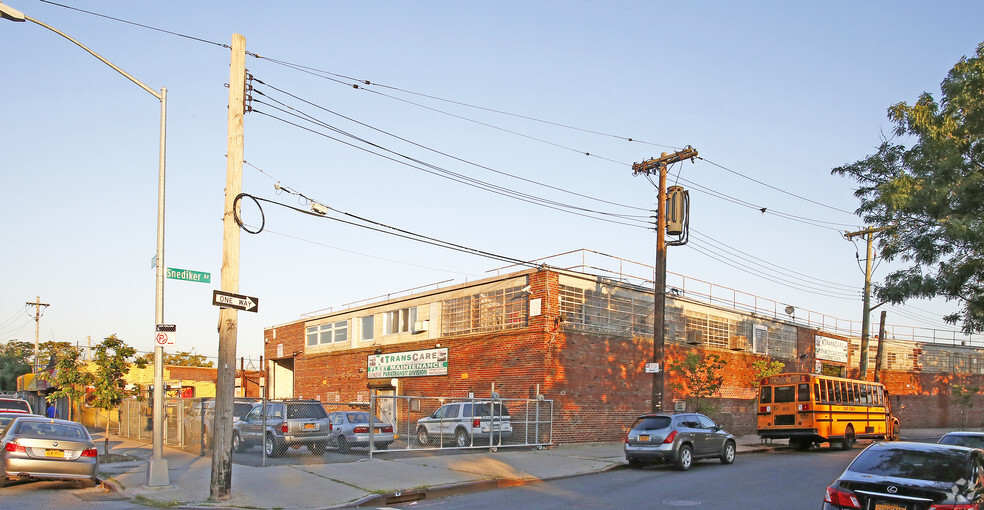 295 Stanley Ave, Brooklyn, NY for sale - Primary Photo - Image 1 of 1