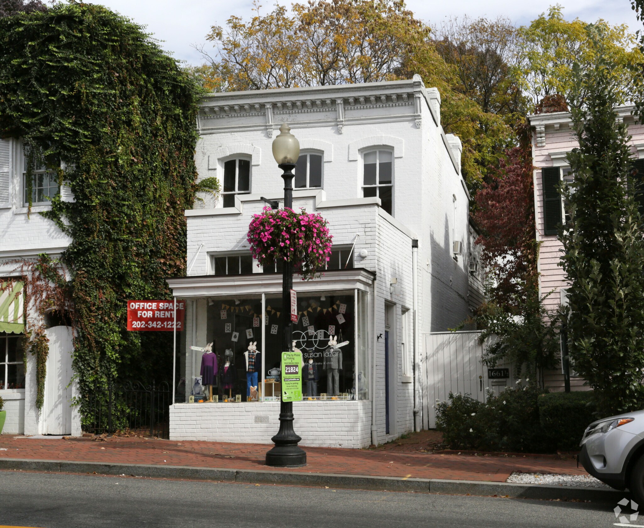1661 Wisconsin Ave NW, Washington, DC for lease Primary Photo- Image 1 of 24