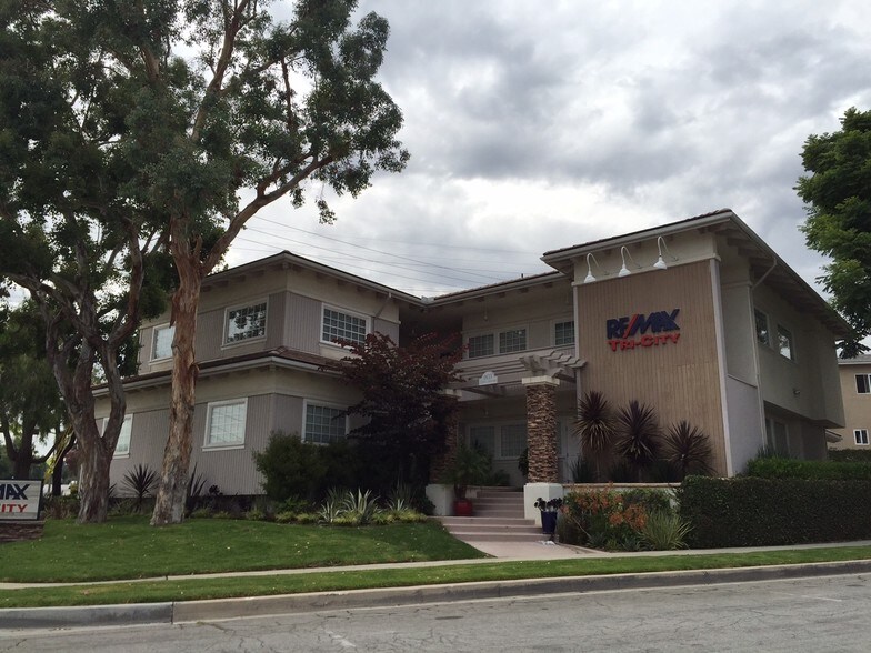 1433 Foothill Blvd, La Cañada Flintridge, CA for lease - Building Photo - Image 2 of 5