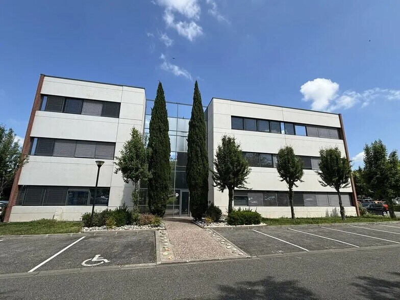 76 Rue Saint-Jean, Balma à louer - Photo du bâtiment - Image 2 de 15