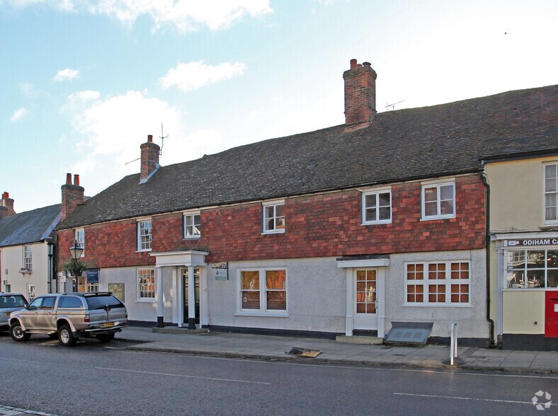 113 High St, Odiham à vendre - Photo du bâtiment - Image 1 de 6