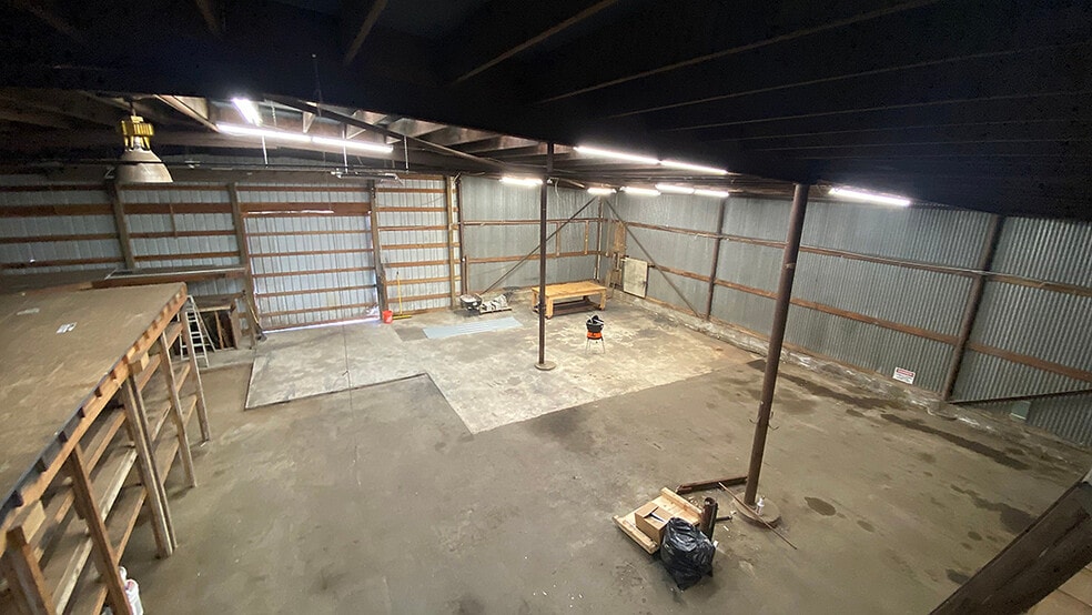 203 E Chestnut St, Centralia, WA for lease - Interior Photo - Image 2 of 6