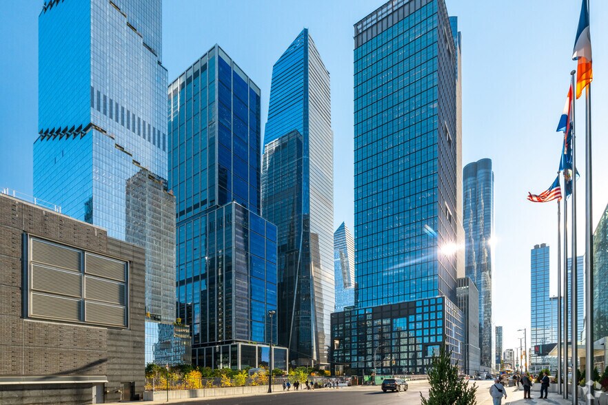 10 Hudson Yards, New York, NY à louer - Photo du bâtiment - Image 1 de 5