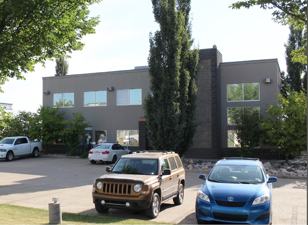 74 Liberty Rd, Sherwood Park, AB for lease Building Photo- Image 1 of 9