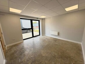 17 Enterprise Park, Yaxley for lease Interior Photo- Image 2 of 8