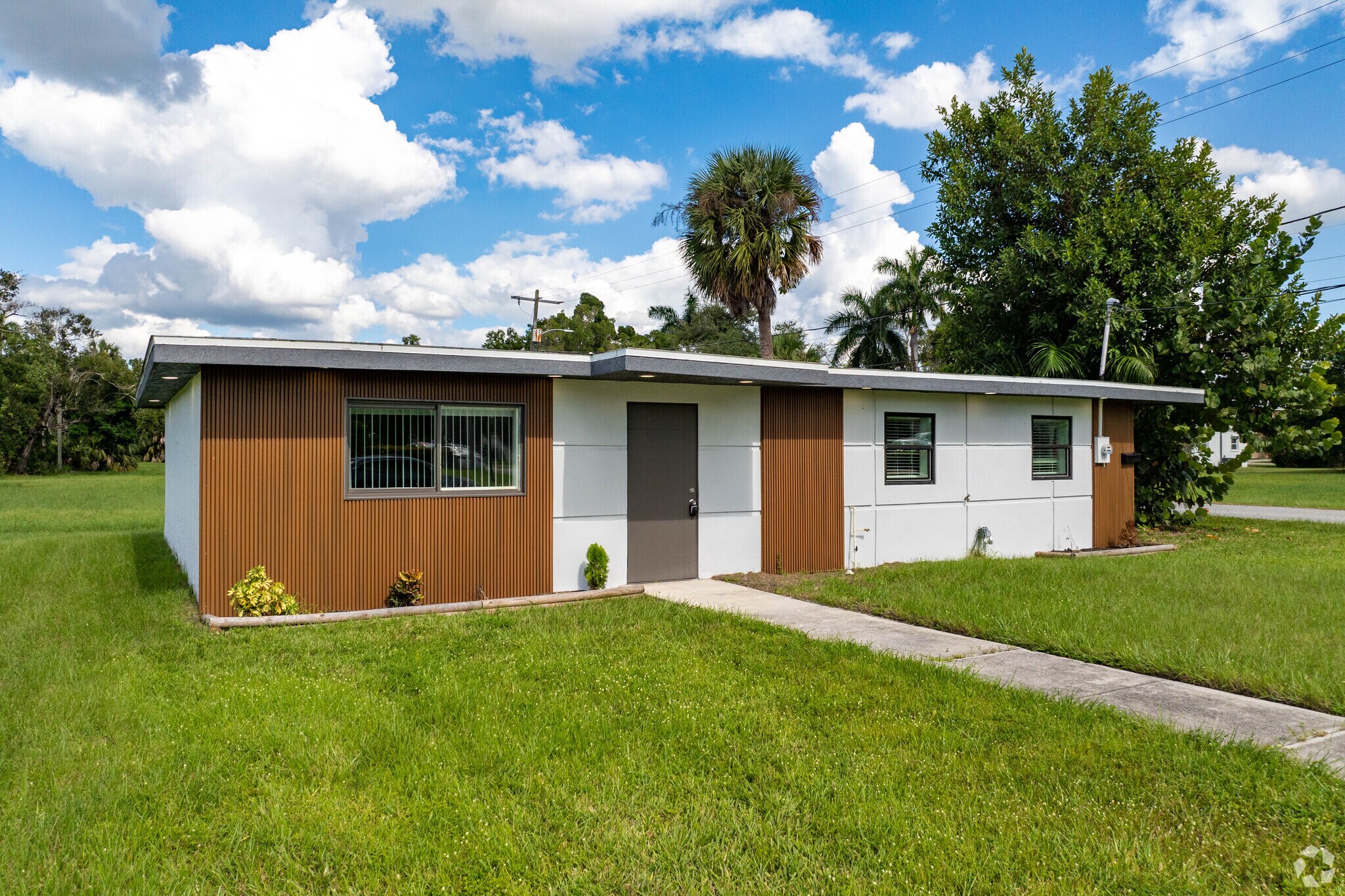 404 Hargreaves Ave, Punta Gorda, FL à vendre Photo principale- Image 1 de 18