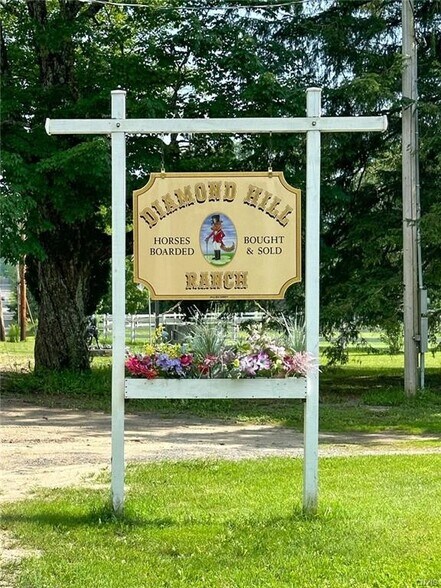 185 Dairy Hill Rd, Little Falls, NY à vendre - Photo du bâtiment - Image 2 de 50