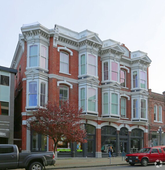 550-554 Yates St, Victoria, BC à louer - Photo du bâtiment - Image 1 de 3