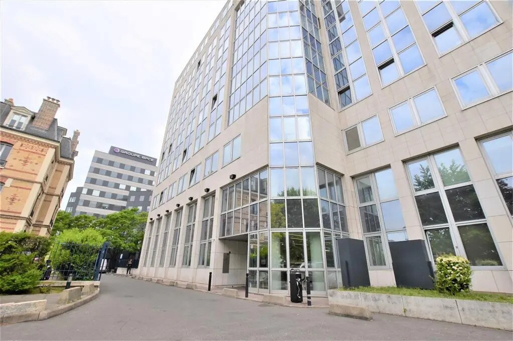 Office in Charenton-le-Pont for lease Building Photo- Image 1 of 9