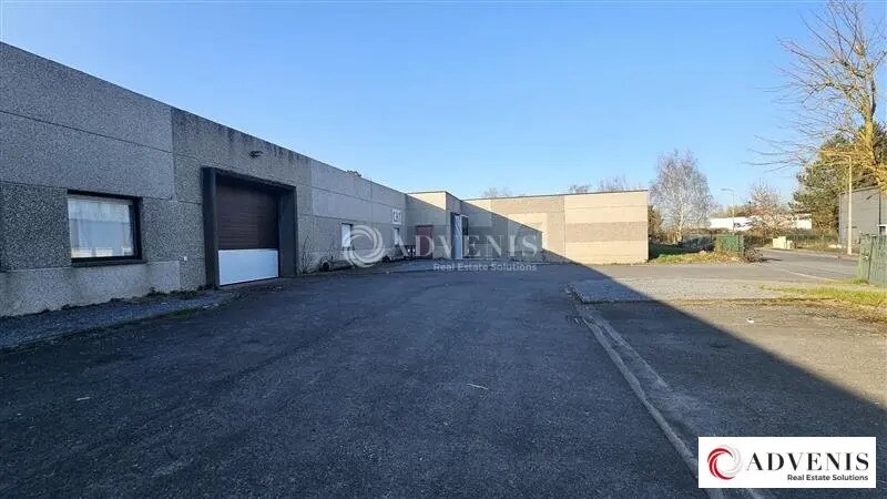 Industrial in Halluin for lease Building Photo- Image 1 of 9