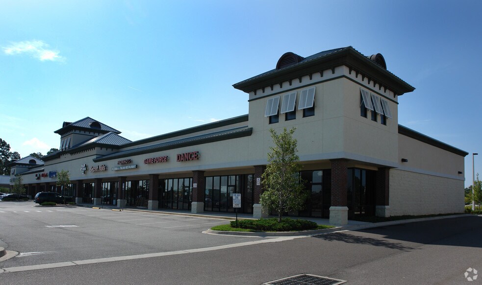 9660-9700 Argyle Forest Blvd, Jacksonville, FL à louer - Photo du bâtiment - Image 2 de 5