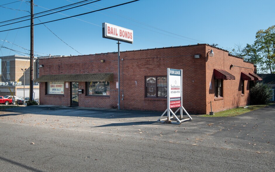175 W Smith St, Gallatin, TN à louer - Photo du bâtiment - Image 3 de 10