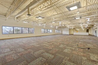 1845 Midpark Rd, Knoxville, TN à louer Photo du bâtiment- Image 2 de 20