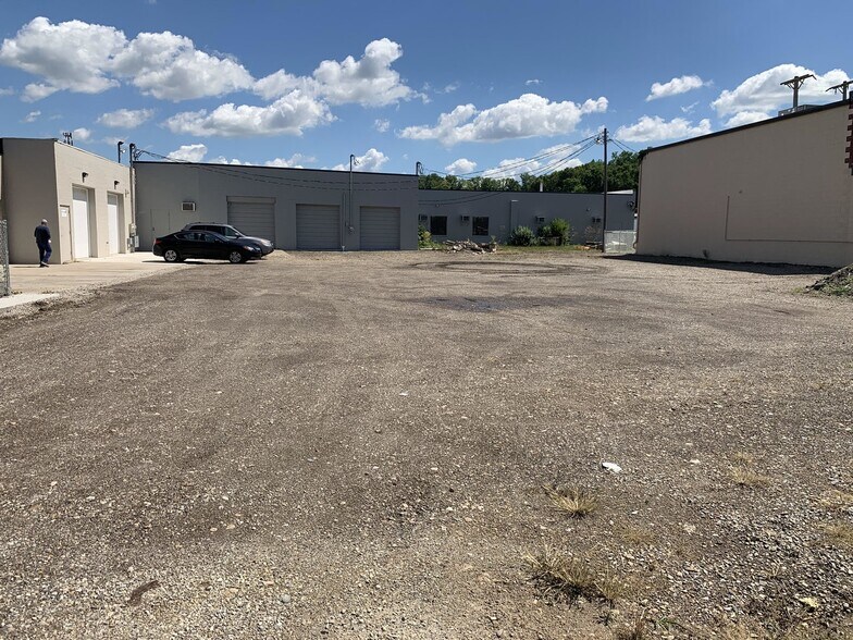 1506 Springfield St, Dayton, OH à louer - Photo du bâtiment - Image 3 de 10