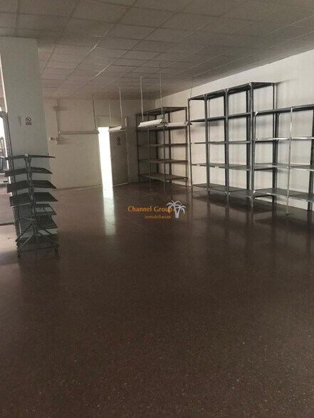 Industrial in Petrer, Alicante for lease - Building Photo - Image 2 of 7