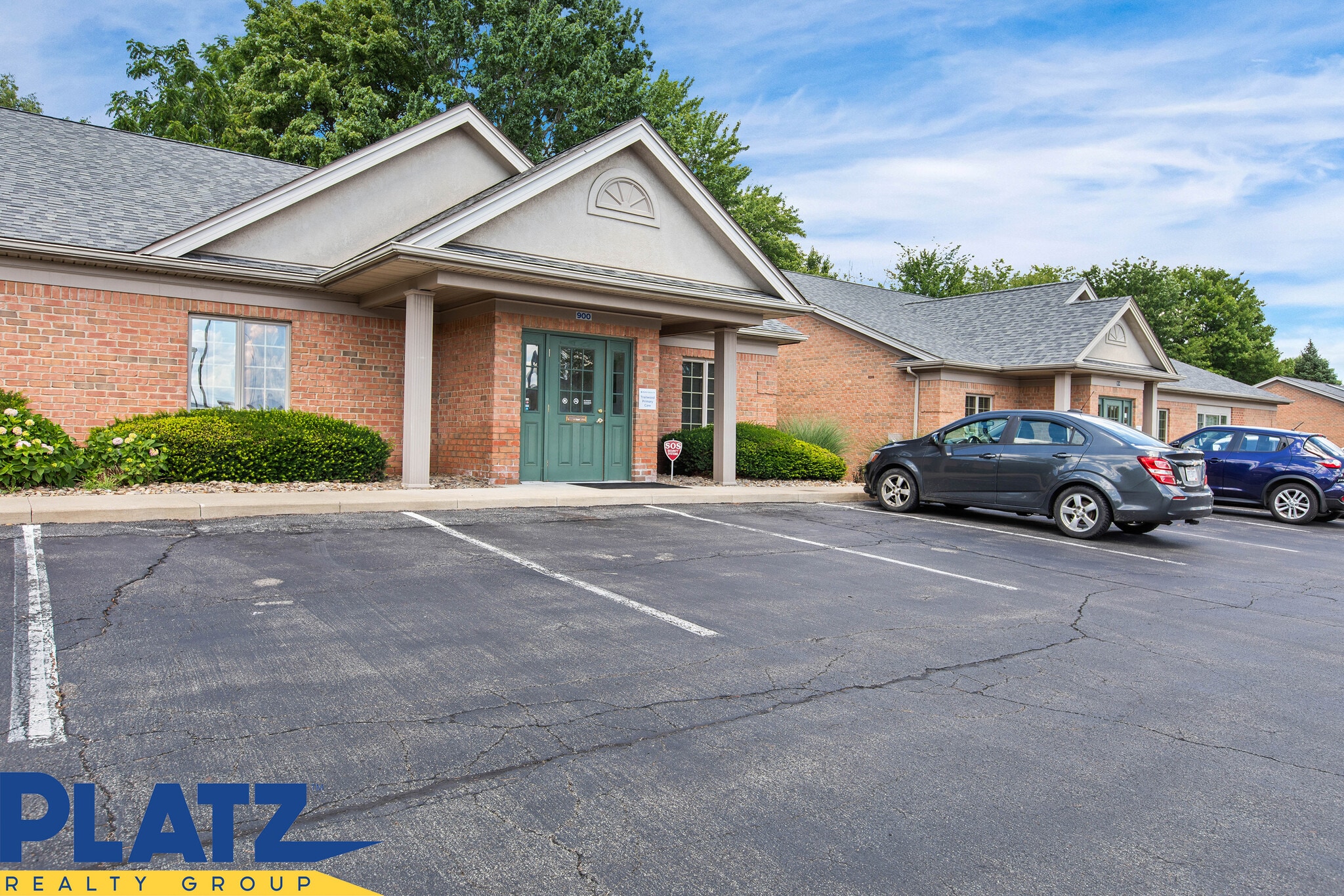 900 Trailwood Dr, Youngstown, OH for sale Building Photo- Image 1 of 12