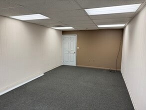 7310 Grove Rd, Frederick, MD for lease Interior Photo- Image 2 of 2