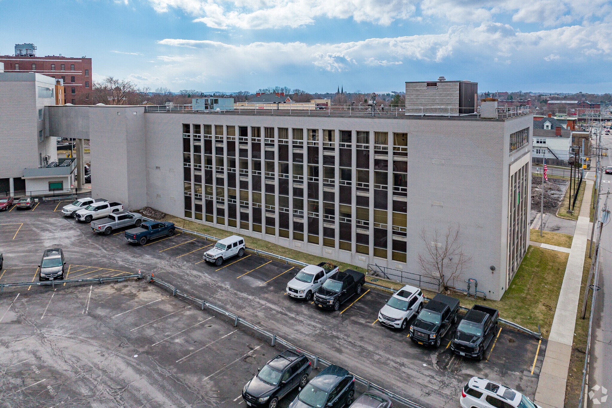 315-317 Court St, Utica, NY for lease Primary Photo- Image 1 of 6