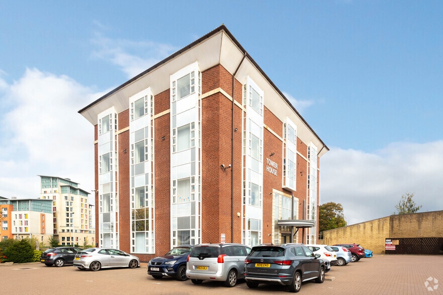 Thornaby Pl, Stockton On Tees à louer - Photo principale - Image 1 de 32